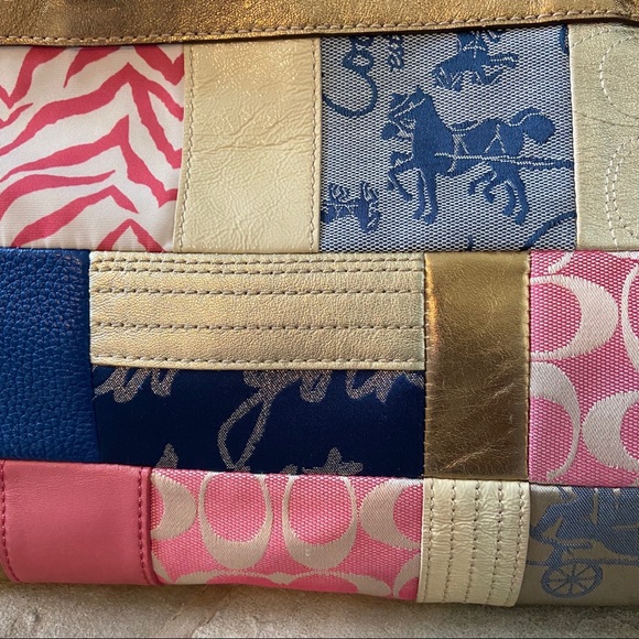 Coach Purse - AUTHENTIC - Picture 12 of 16